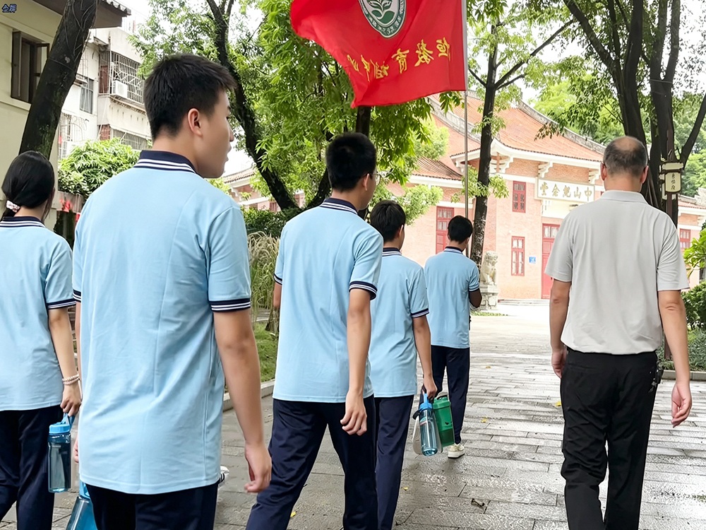 舟山孩子叛逆期教育中心怎么联系?本地寄宿培育机构择校指南